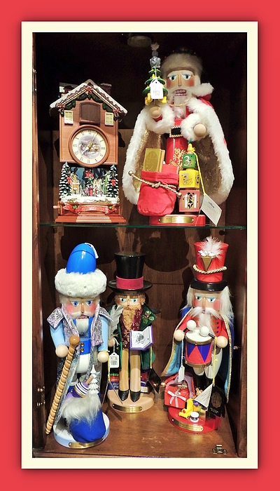 Marian Bell - Christmas Place - Nutcrackers