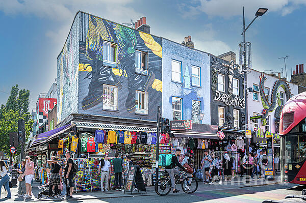 Pravine Chester - Colorful Camden in London