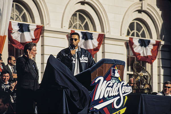 Derek Jeter, City Hall, New York Yankee's World Series Celebrati Women's T- Shirt by Peter Bennett - Pixels