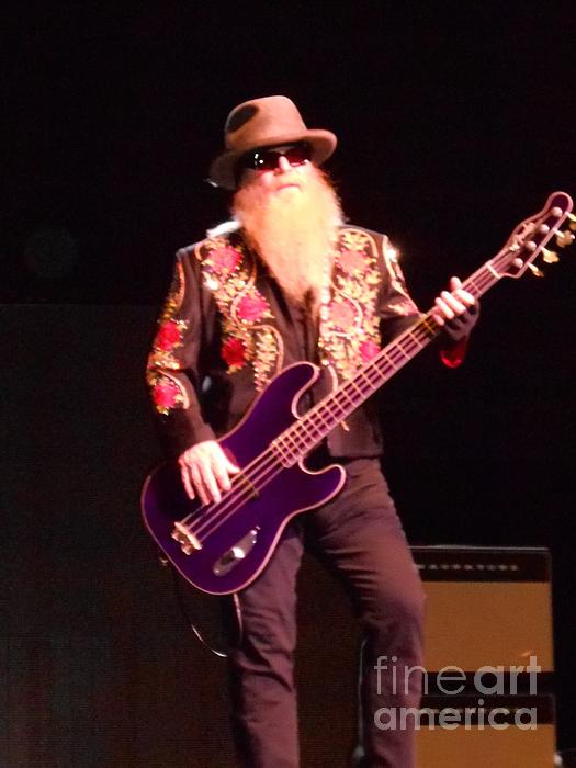 Dusty hill on sale bass gear