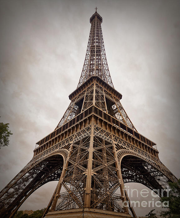 Yvonne Johnstone - Eiffel Tower - Looking up