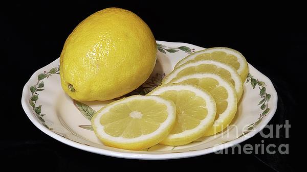 Jeannie Rhode - Fresh Seedless Lemons