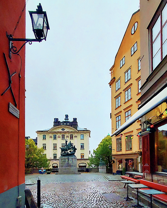 Irina Sztukowski - Galma Stan Plaza Streets Of Stockholm Sweden  