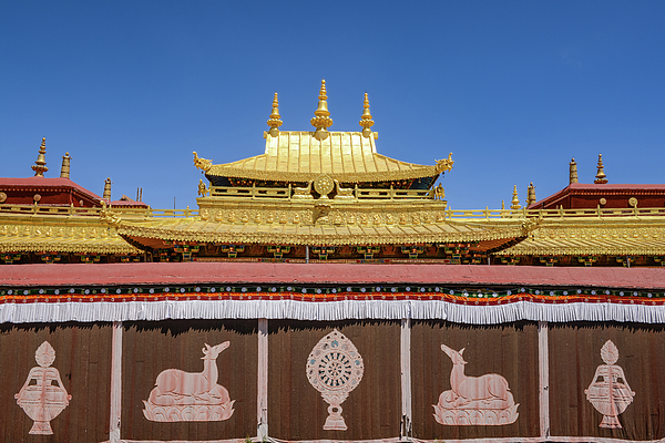 Eckart Mayer Photography - Golden roof and wall symbols of Jokhang Temple