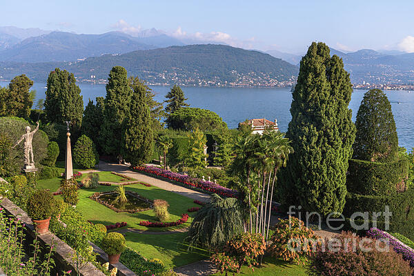 Jenny Rainbow - Great Italian Gardens - Isola Bella 21