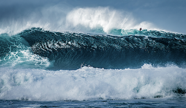 Heavy Surf at North Shore, Oahu Bath Towel by Derek Winters - Pixels