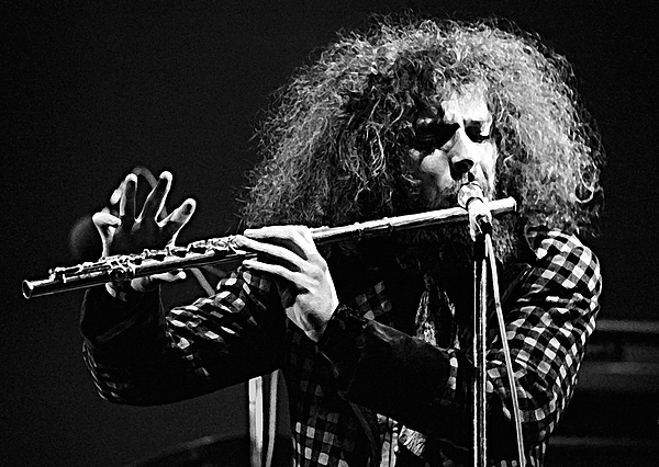 Jethro Tull's Ian Anderson: Masks are difficult and