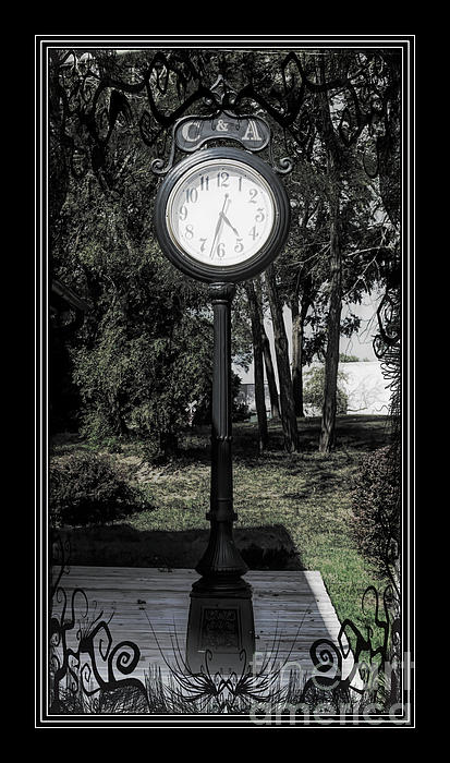 Luther Fine Art - Independence Missouri  Clock