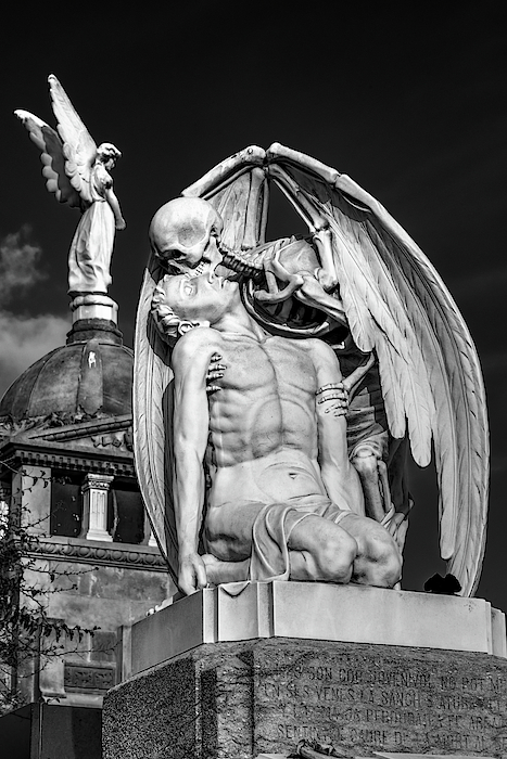 Kiss Of Death Poble Nou Cemetery Barcelona Spain Duvet Cover By Stefano Politi Markovina Fine Art America