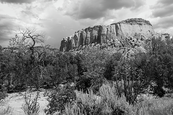 Robby Batte - Kitchen Mesa Ghost Ranch Storm New Mexico