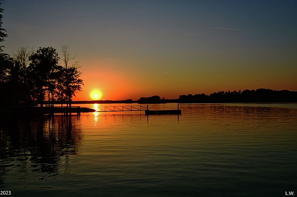 Lisa Wooten - Landscape Sun Lake Murray South Carolina