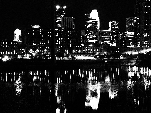 Tom Halseth - Minneapolis skyline at night