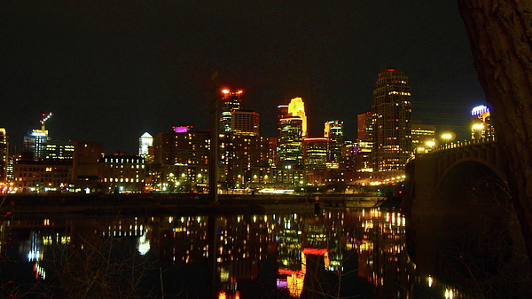 Tom Halseth - Minneapolis skyline at night, Mississippi River