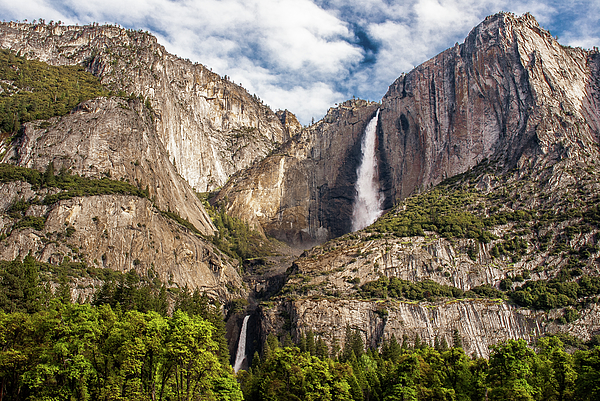 Brian Morefield - Prose Imagery - Morning Falls on Yosemite