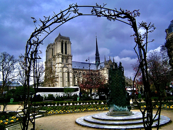 Notre Dame Art