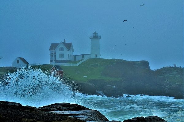 Warren LaBaire Photography - Nubble Lighthouse Storm