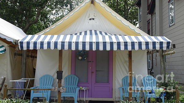 Tent discount house chairs