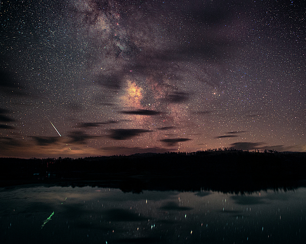 Mike Lee - Perseid Reflection