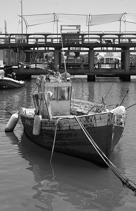 Richard Reeve - Punta Del Este Fishing Boat
