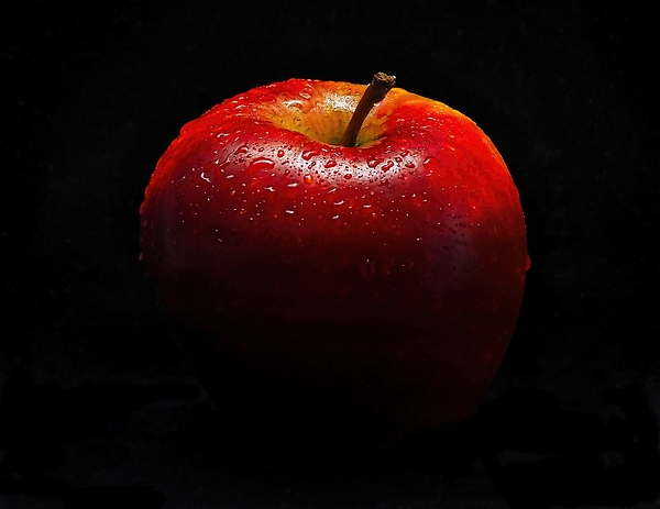Peter Cole - Red Apple