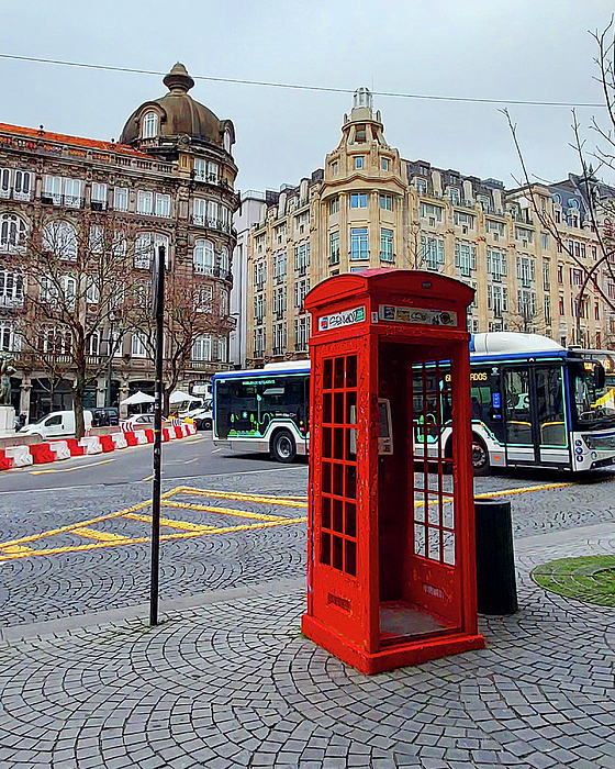 Irina Sztukowski - Red Booth On The Streets Of Porto Portugal 