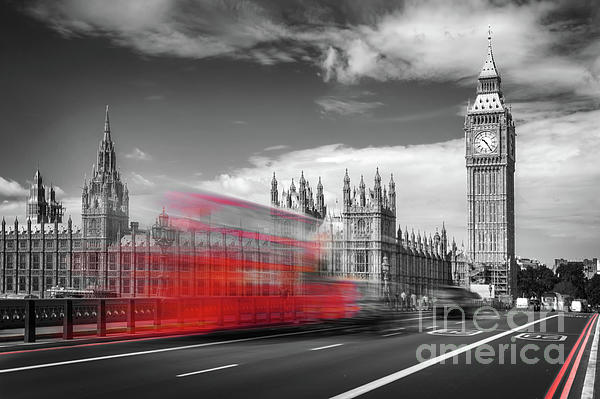 Delphimages London Photography - Red bus on Westminster bridge, London