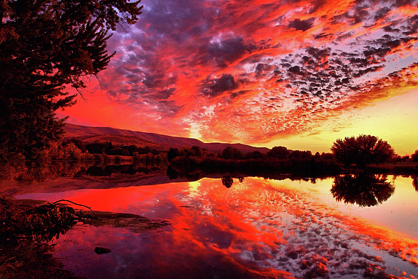 Lynn Hopwood - Red and Orange sunset