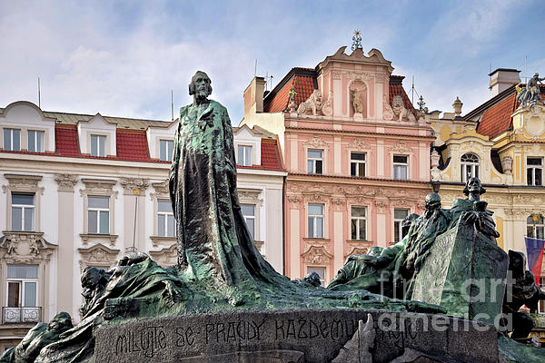 Delphimages Photo Creations - Jan Hus memorial in Prague