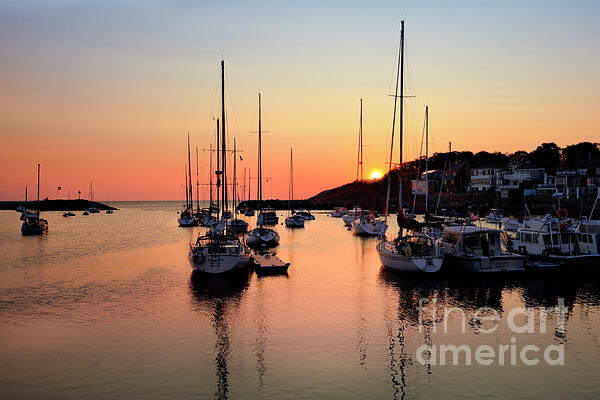 Shelia Hunt - Rockport Harbor - Sunset Serenade