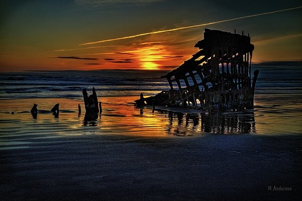 Michael R Anderson - Shipwreck Sunset