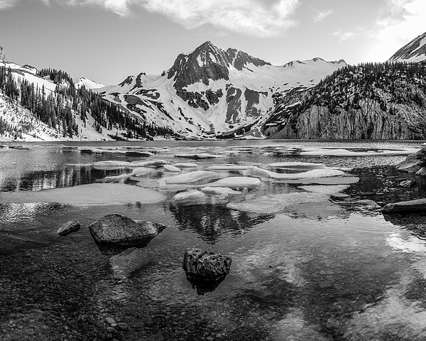 Abyss Lake Black and White Hand Towel by Aaron Spong - Fine Art