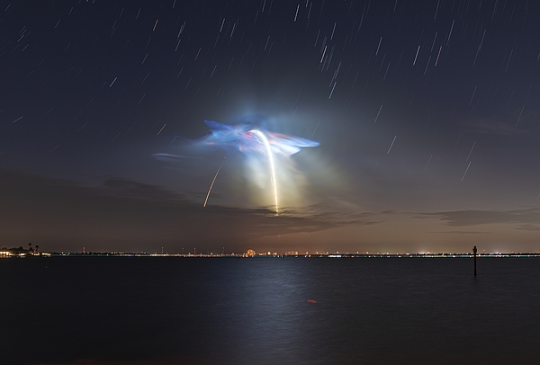 Edward Saternus - SpaceX Star-Trails