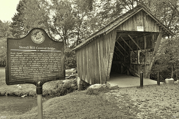 Lisa Wooten - Stovall Mill Covered Bridge Black And White