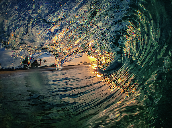 Heavy Surf at North Shore, Oahu Bath Towel by Derek Winters - Pixels