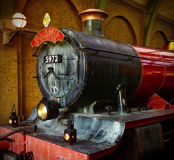 Harry Potter Train 9-3/4 #1 Shower Curtain
