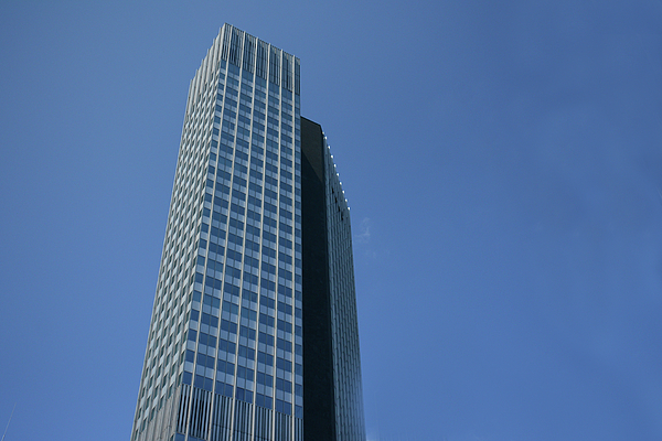 Brigitta Diaz - Two lonely Skyscrapers in the blue sky