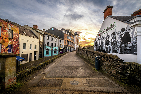 Mark Dixon - Undertones Mural on the Derry Walls