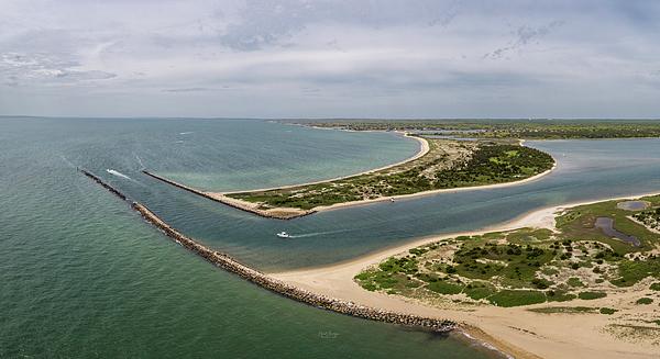 https://images.fineartamerica.com/images/artworkimages/medium/3/washburns-island-veterans-aerial-media-llc.jpg