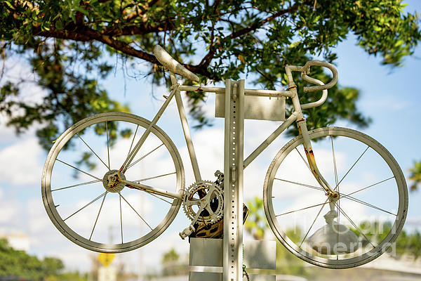 White painted online bike