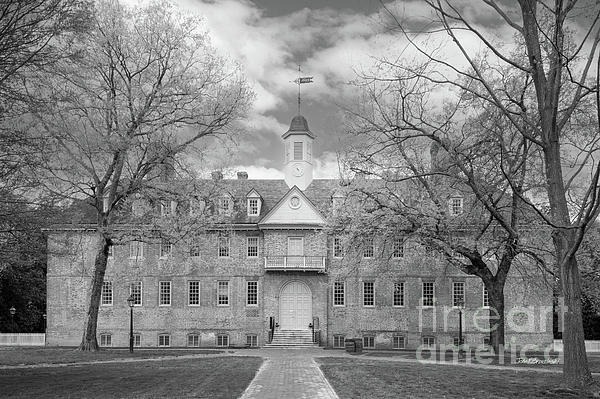 University Icons - William and Mary Wren Building