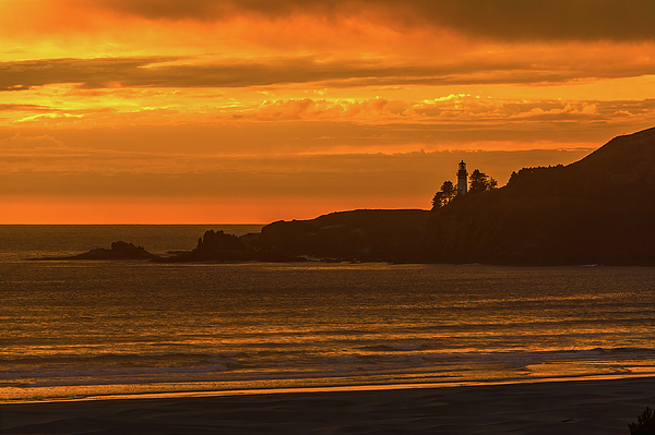 Marv Vandehey - Yaquina Head and Agate Beach at Sunset
