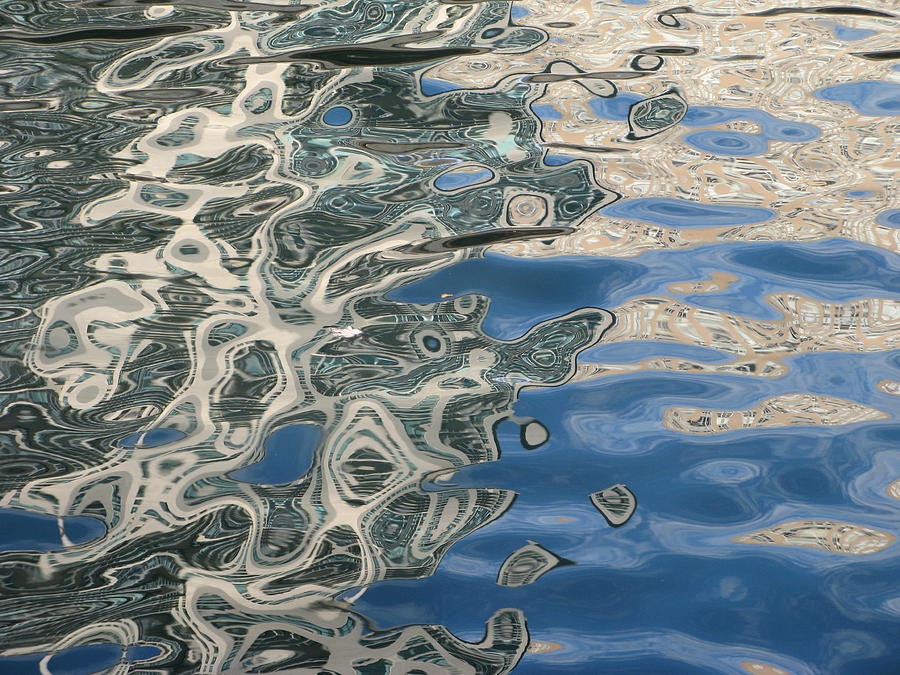 Nature Photograph -  Abstract Water Pattern by Alfred Ng