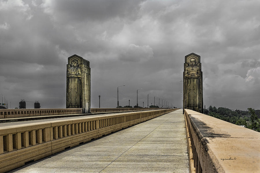 Hope memorial bridge cleveland hi-res stock photography and images - Alamy