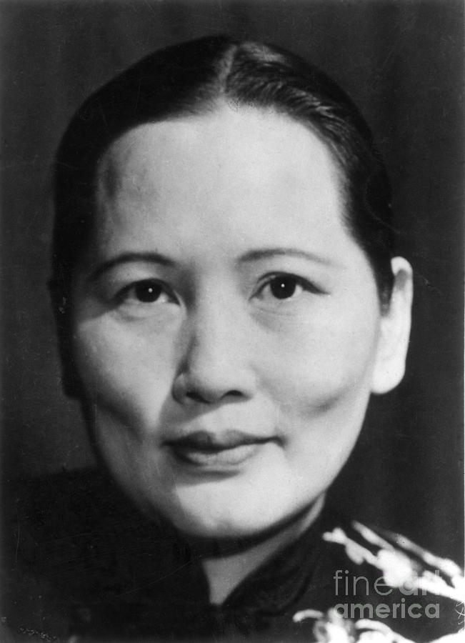 Madame Sun Yat-sen  Photograph by Granger