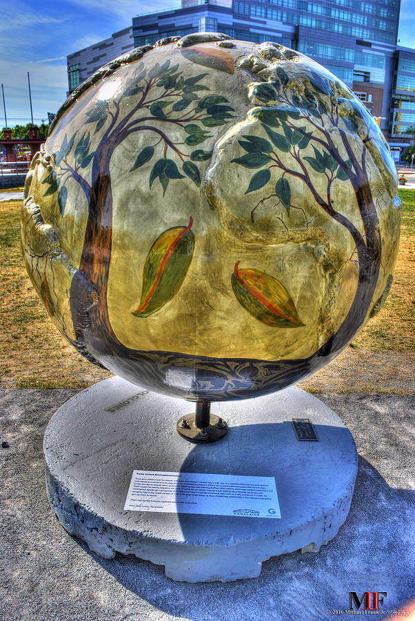 018 GLOBES at CANALSIDE Photograph by Michael Frank Jr