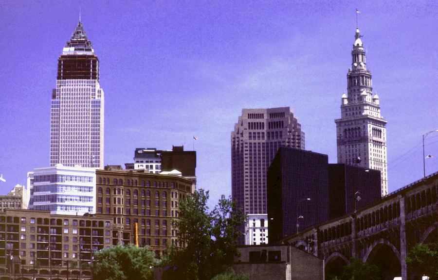 Cleveland Photograph - 042407-33 by Mike Davis