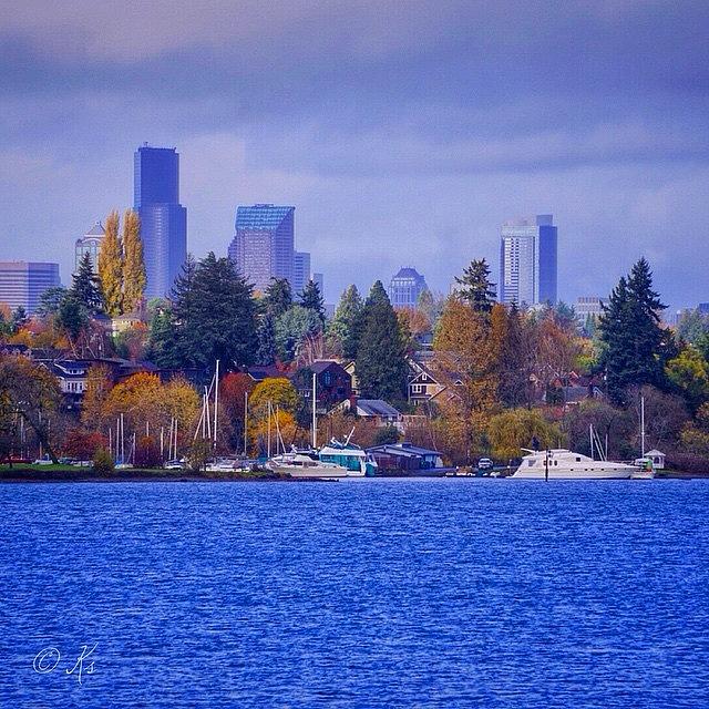Seattle Photograph - A Autumn View Of Seattle Skyline From #1 by Ken Stanback