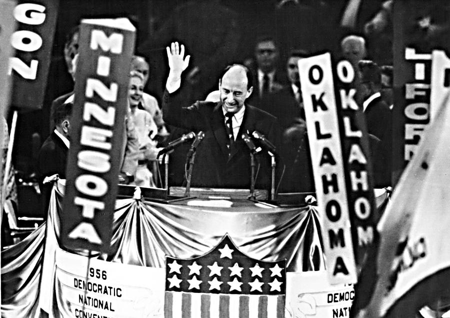 Adlai Stevenson, Accepts The Democratic #1 Photograph by Everett