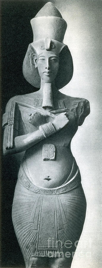 Akhenaten, New Kingdom Egyptian Pharaoh #1 Photograph by Science Source