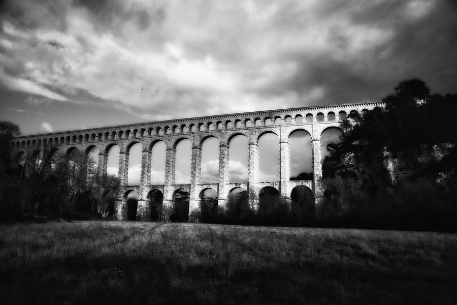 Aqueduc de Roquefavor #1 Photograph by Hugh Smith